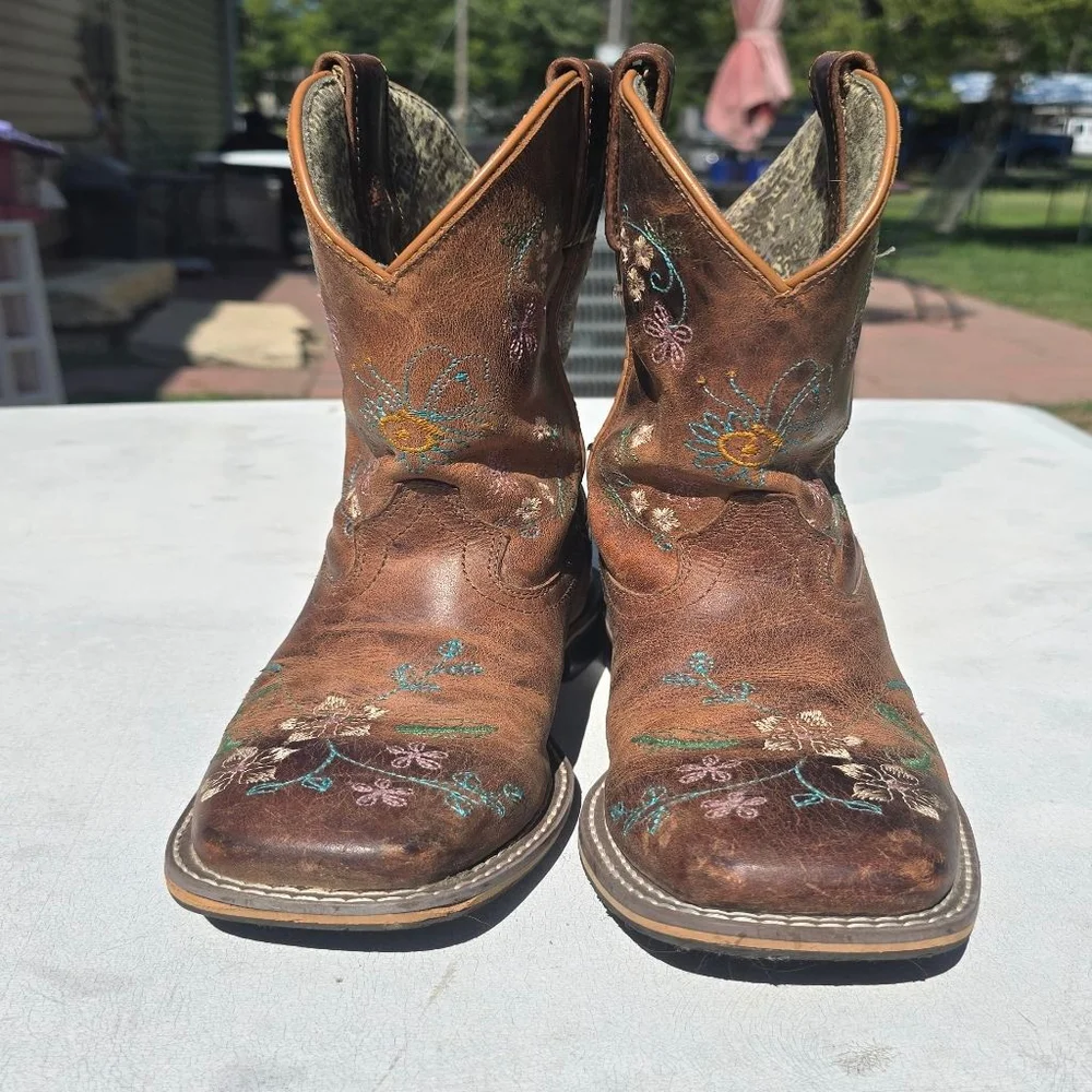 Smoky Mountain Embroidered Boots Girls Size 3